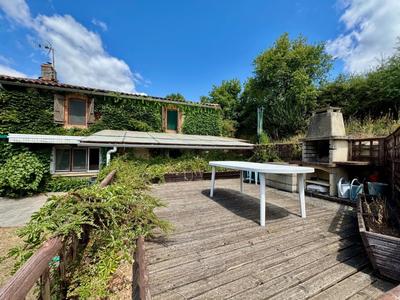 Maison - 159 m² - 6 pièces