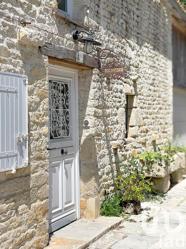 Maison - 280 m² - 8 pièces