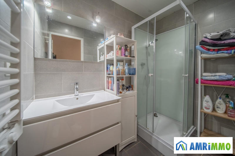 Maison - 84 m² - 4 pièces