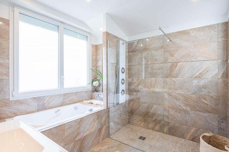 Maison - 163 m² - 7 pièces