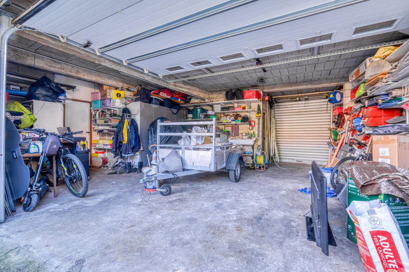 Maison - 261 m² - 8 pièces