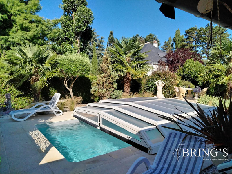 Maison - 188 m² - 8 pièces