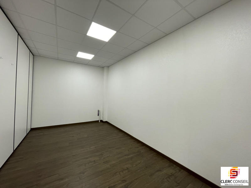 Local commercial - 148 m²