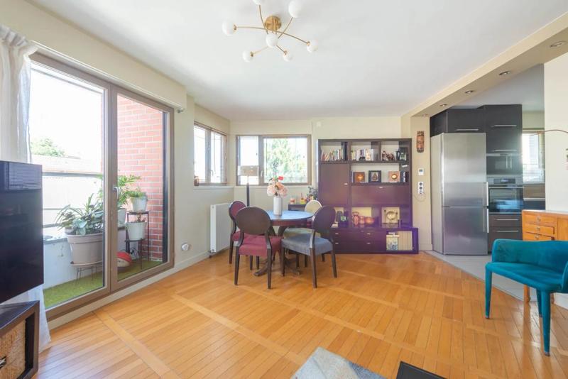 Appartement - 82 m² - 4 pièces