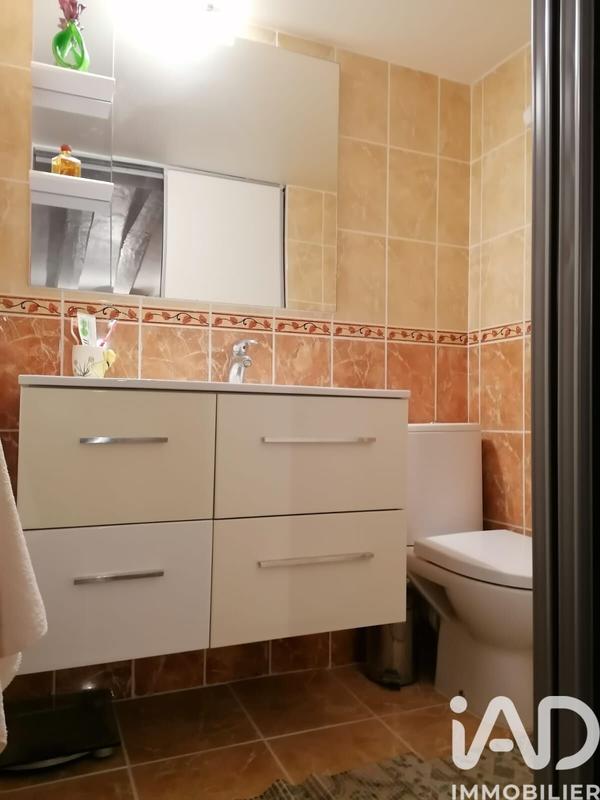 Maison - 99 m² - 5 pièces