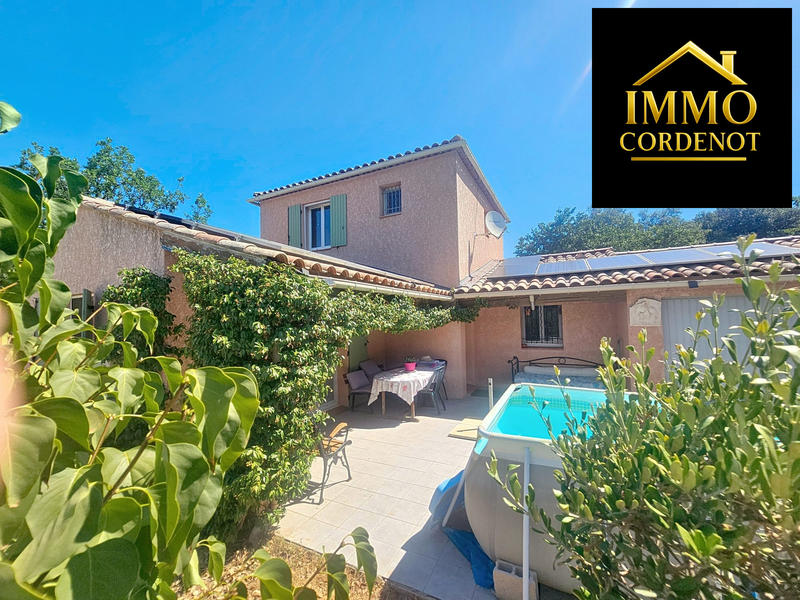 Villa - 90 m² - 4 pièces