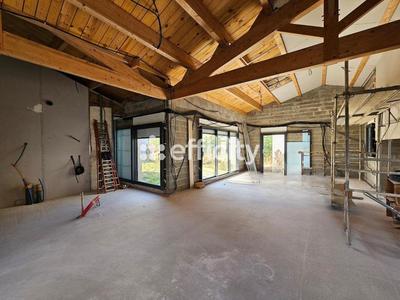 Maison - 170 m² - 5 pièces