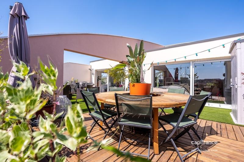 Appartement - 144 m² - 6 pièces