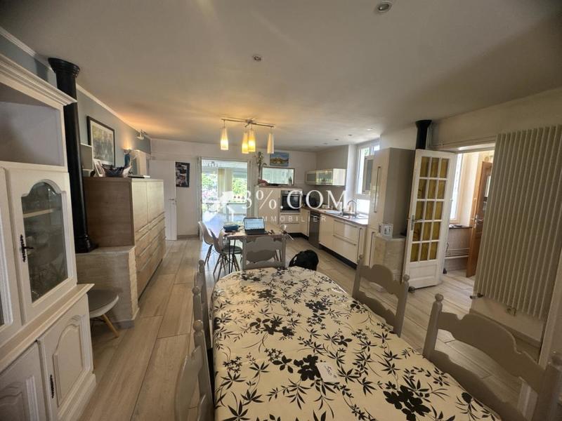 Maison - 148 m² - 7 pièces