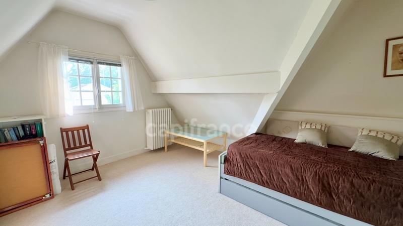 Maison - 265 m² - 8 pièces