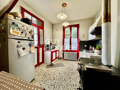 Maison - 147 m² - 7 pièces