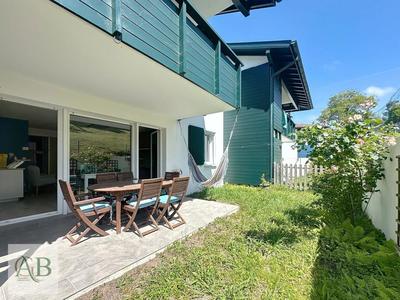 Appartement - 83 m² - 4 pièces