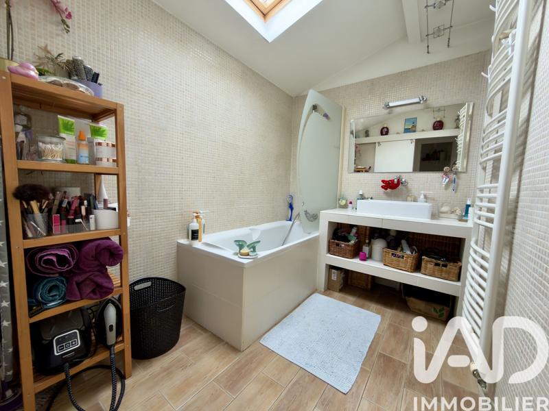 Appartement - 101 m² - 4 pièces