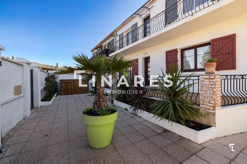 Appartement - 100 m² - 4 pièces