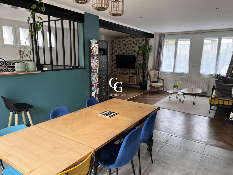 Maison - 147 m² - 6 pièces