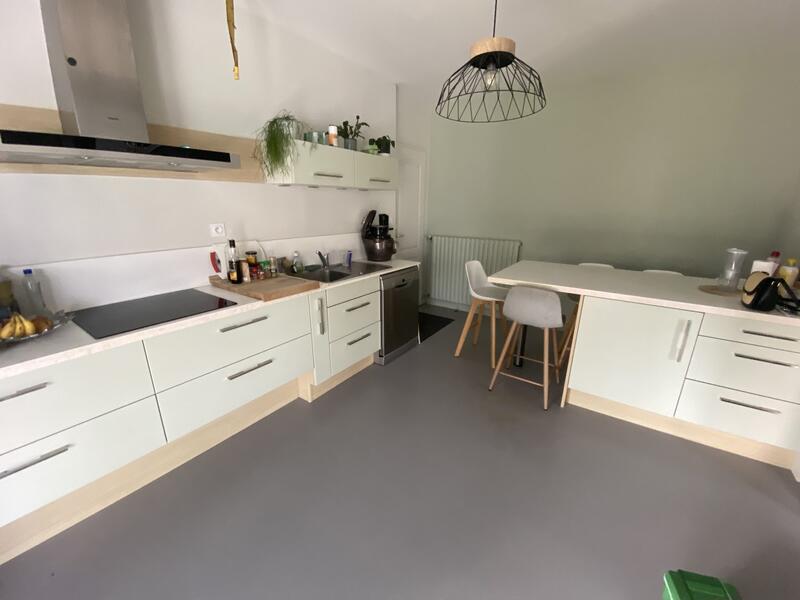 Maison - 176 m² - 8 pièces