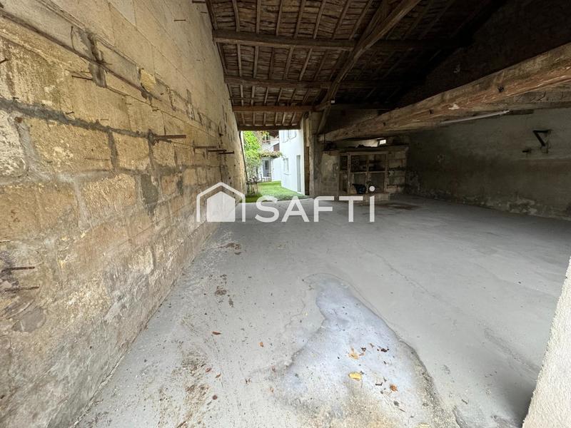 Maison - 200 m² - 7 pièces