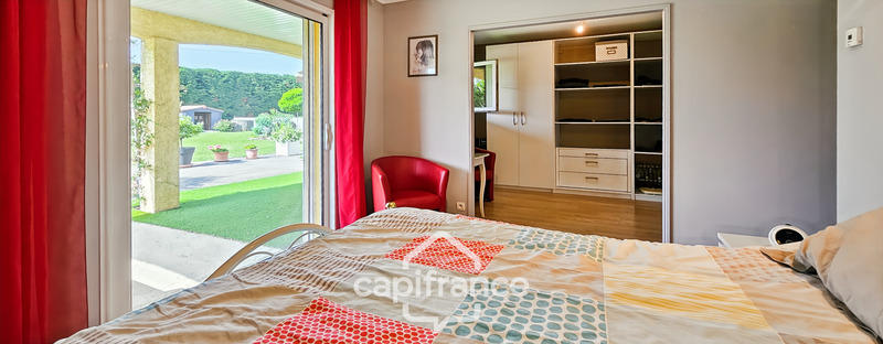 Maison - 182 m² - 4 pièces