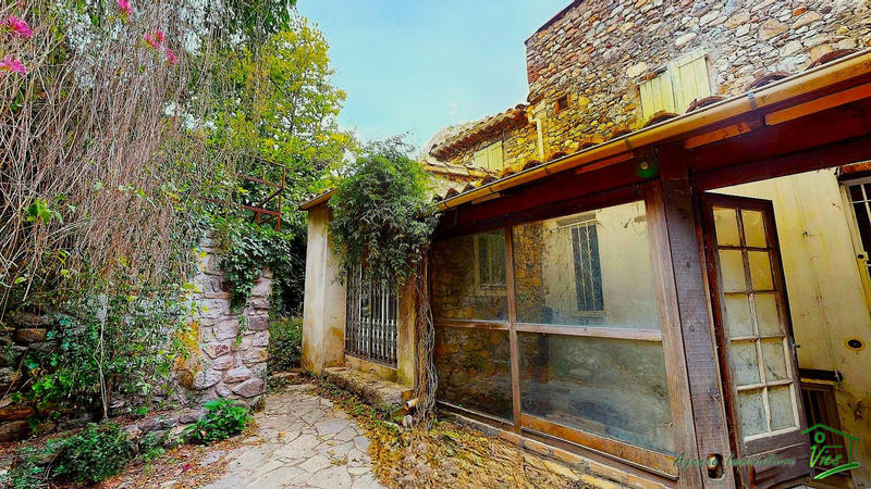 Maison ancienne - 180 m² - 9 pièces