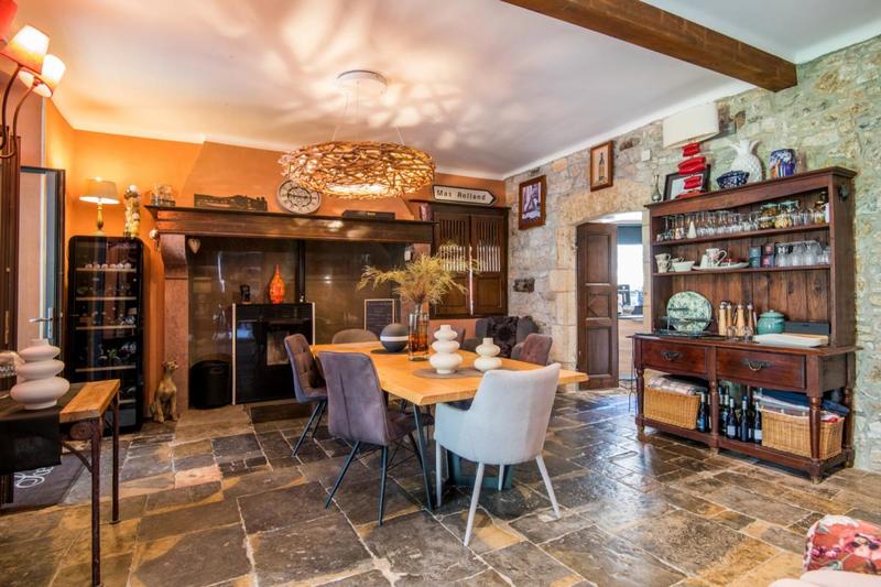 Demeure - 350 m² - 10 pièces