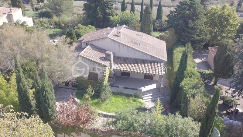 Maison - 180 m² - 7 pièces