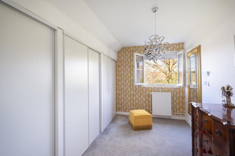 Villa - 161 m² - 6 pièces