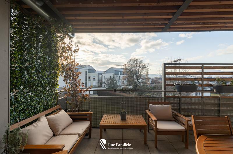 Appartement - 82 m² - 4 pièces