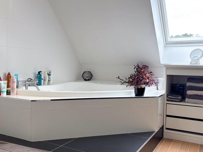 Maison contemporaine - 200 m² - 6 pièces