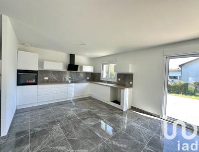 Maison - 117 m² - 5 pièces