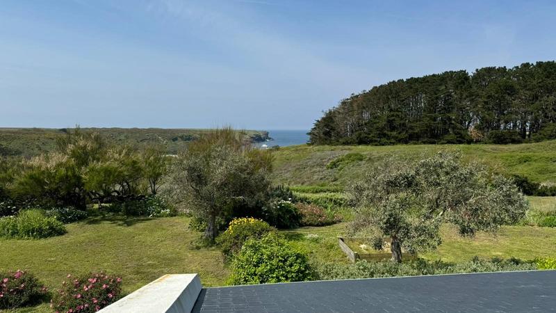 Maison - 350 m² - 21 pièces