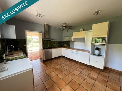 Maison - 167 m² - 7 pièces