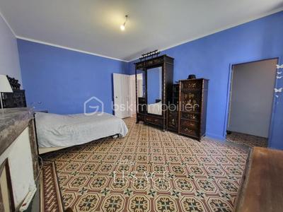 Maison - 167 m² - 5 pièces