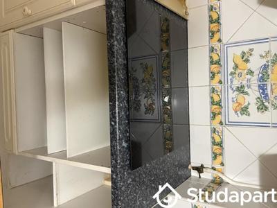 Chambre - 12 m² - 1 pièce