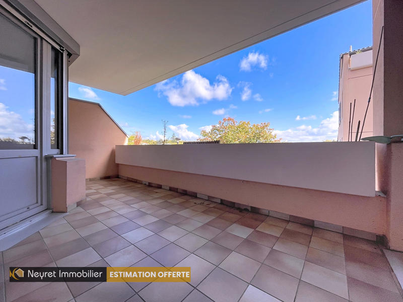 Appartement - 82 m² - 4 pièces