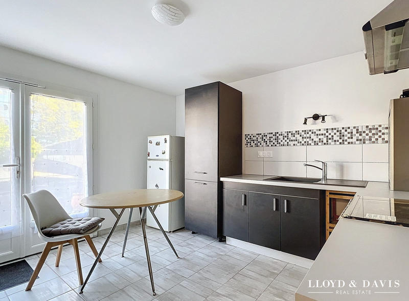 Maison - 252 m² - 6 pièces