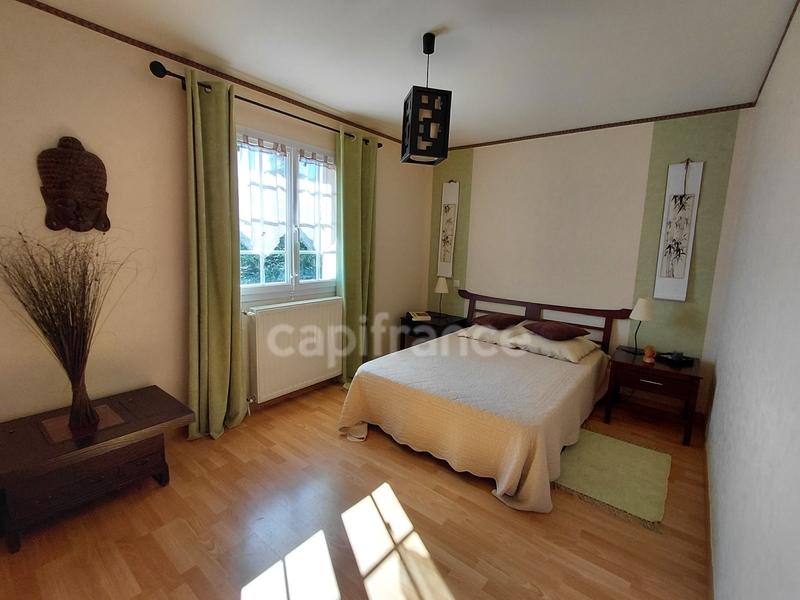 Villa - 295 m² - 8 pièces