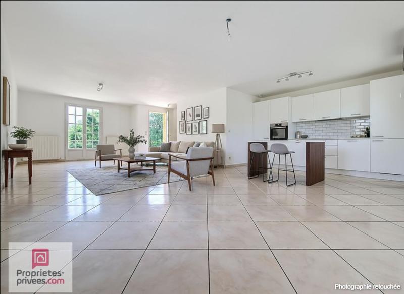 Maison - 93 m² - 4 pièces