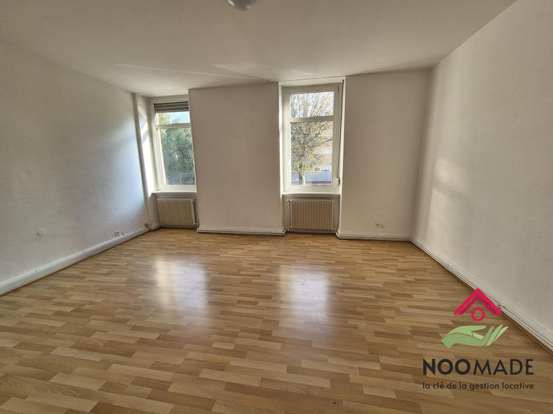 Appartement - 99 m² - 5 pièces