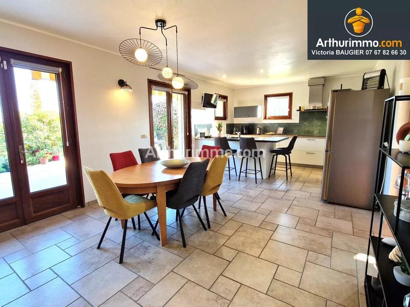 Maison - 140 m² - 6 pièces