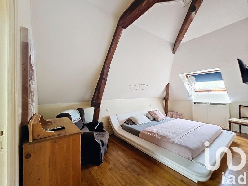 Maison - 160 m² - 8 pièces