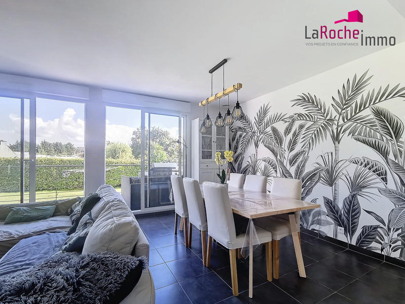 Maison - 180 m² - 8 pièces