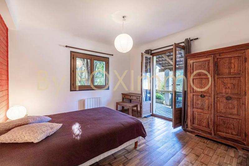 Villa - 220 m² - 7 pièces