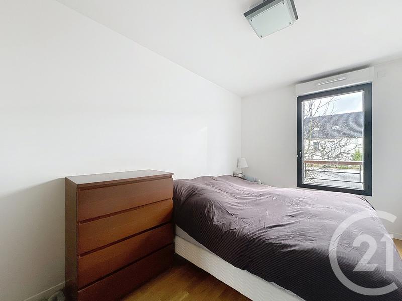 Maison - 96 m² - 5 pièces