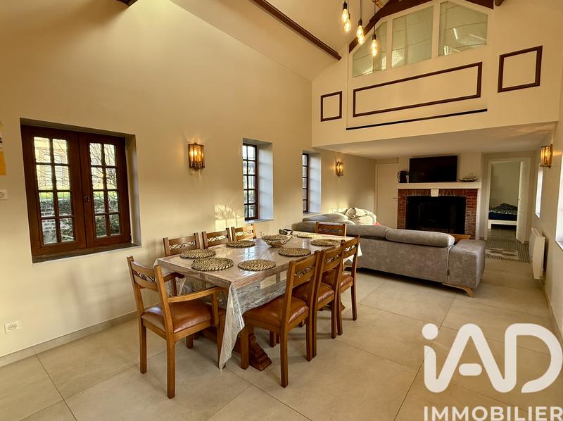 Maison - 153 m² - 7 pièces