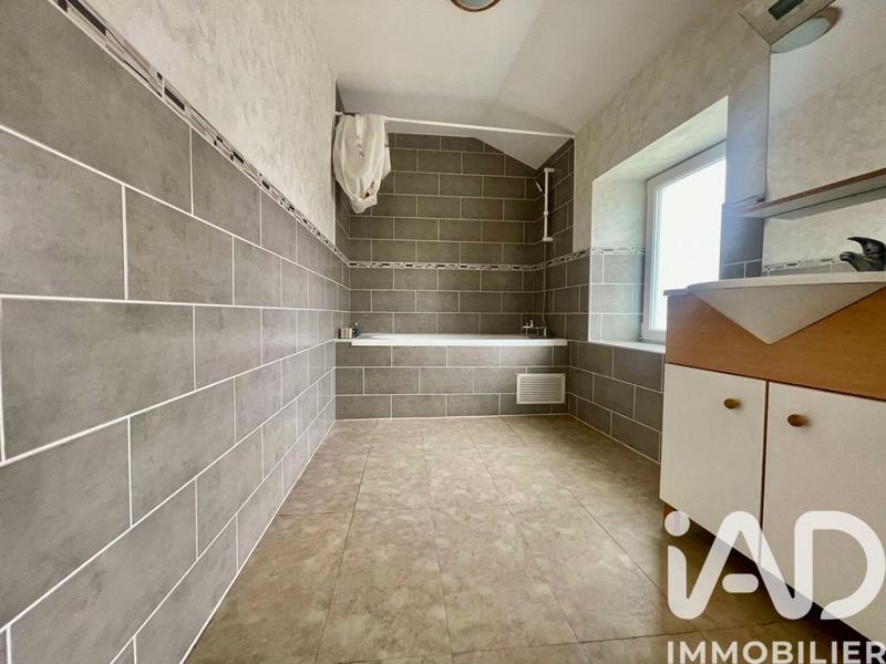 Maison de village - 105 m² - 4 pièces