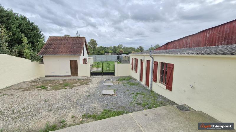 Maison - 90 m² - 5 pièces