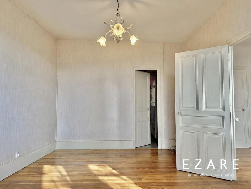 Maison ancienne - 121 m² - 7 pièces