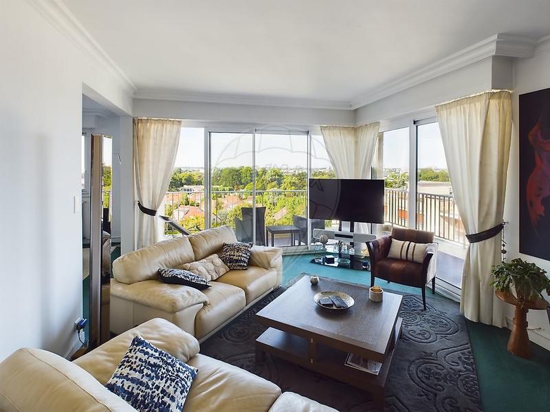 Appartement - 172 m² - 7 pièces