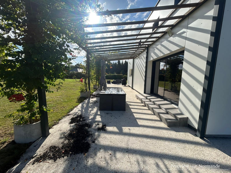 Maison - 167 m² - 6 pièces