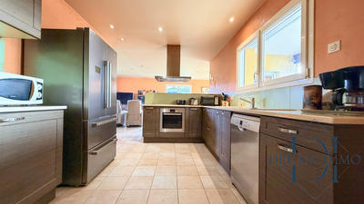 Maison contemporaine - 143 m² - 5 pièces